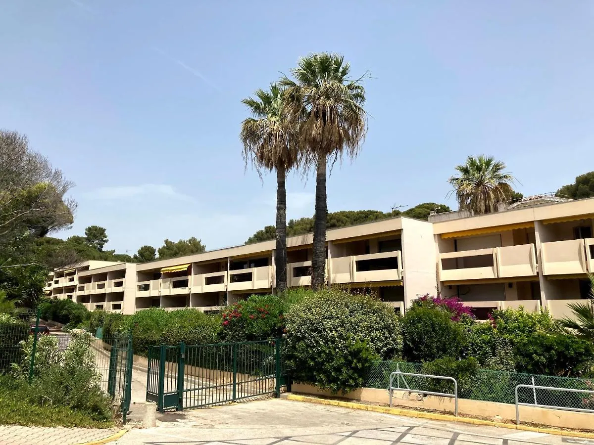 Apartment Bandol Azur - 2 Chambres, Balcon, Bord De Mer, Wifi, Climatise Et Parking Prive