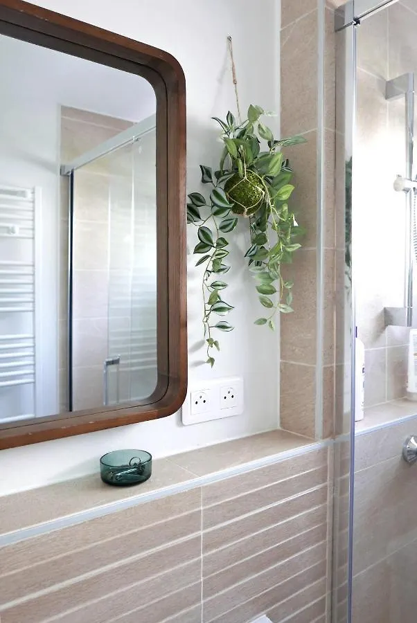 Bandol Azur - 2 Chambres, Balcon, Bord De Mer, Wifi, Climatise Et Parking Prive Apartment