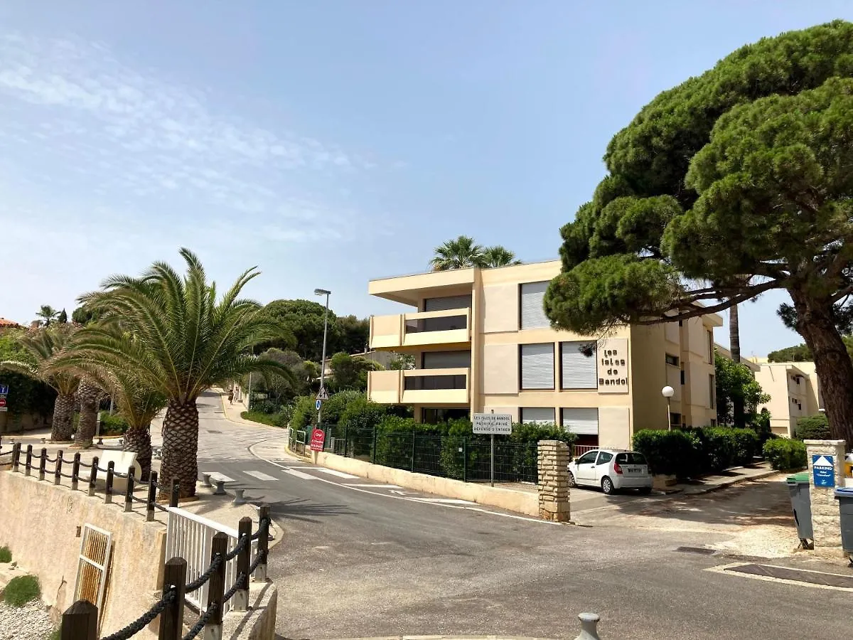 Bandol Azur - 2 Chambres, Balcon, Bord De Mer, Wifi, Climatise Et Parking Prive